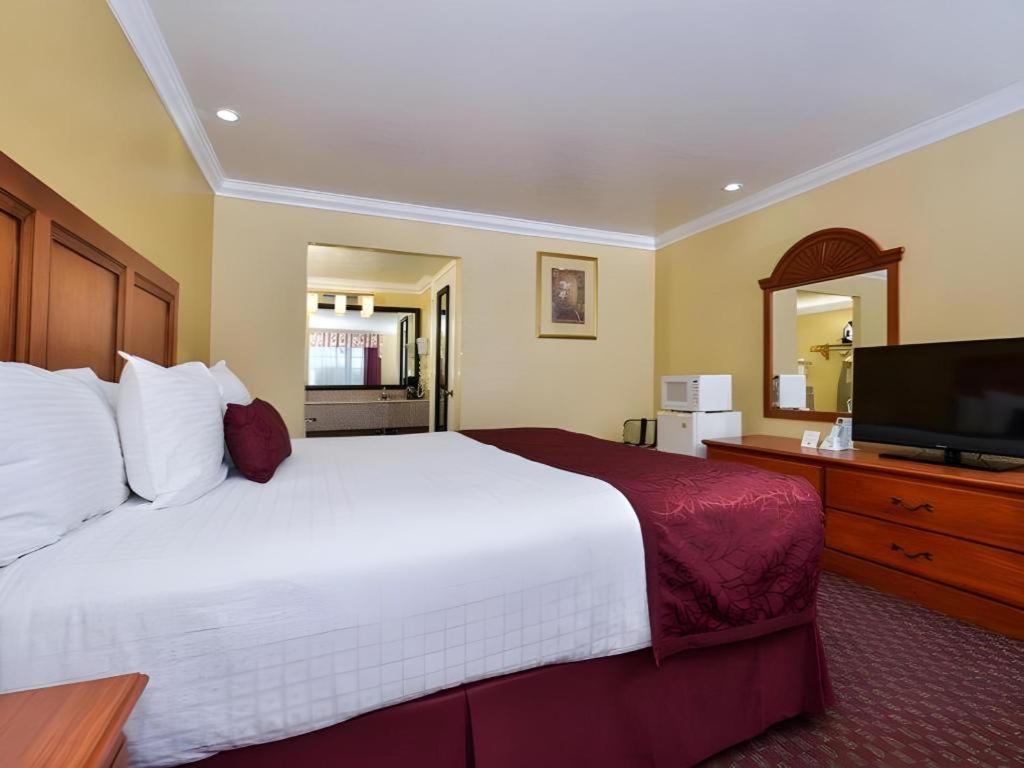 Best Western Hanford Inn Dış mekan fotoğraf